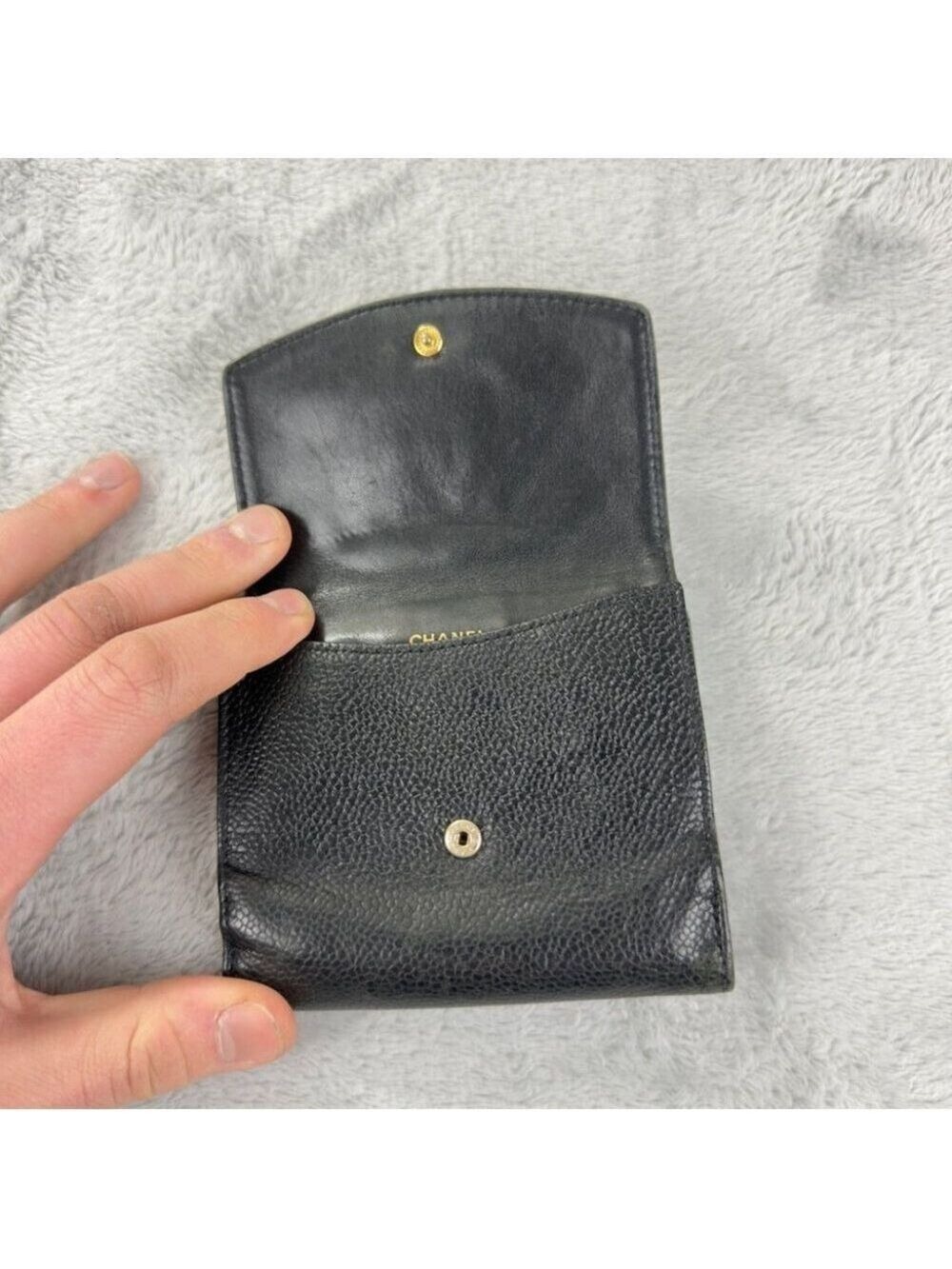 Chanel CC Logo Grained Calfskin Leather Bifold Black Wallet Embroidered - Picture 4 of 14